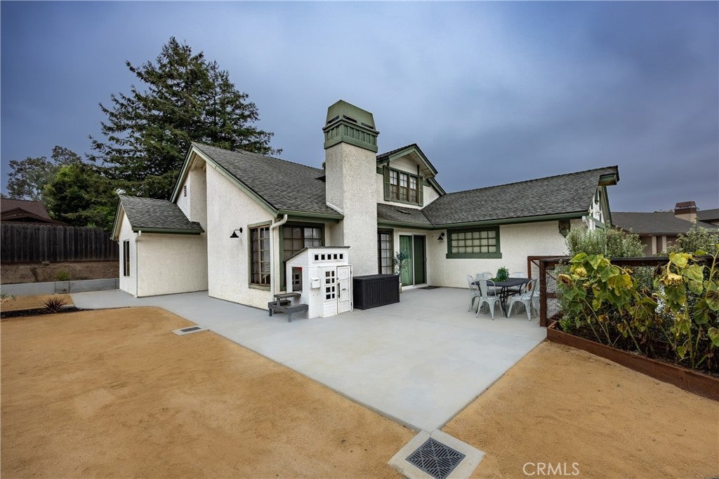 873 Escuela Court