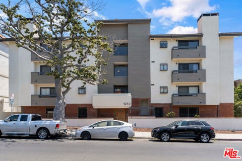 Photo of 1250 Amherst Avenue #201, Los Angeles, CA 90025 (MLS # 26862035)