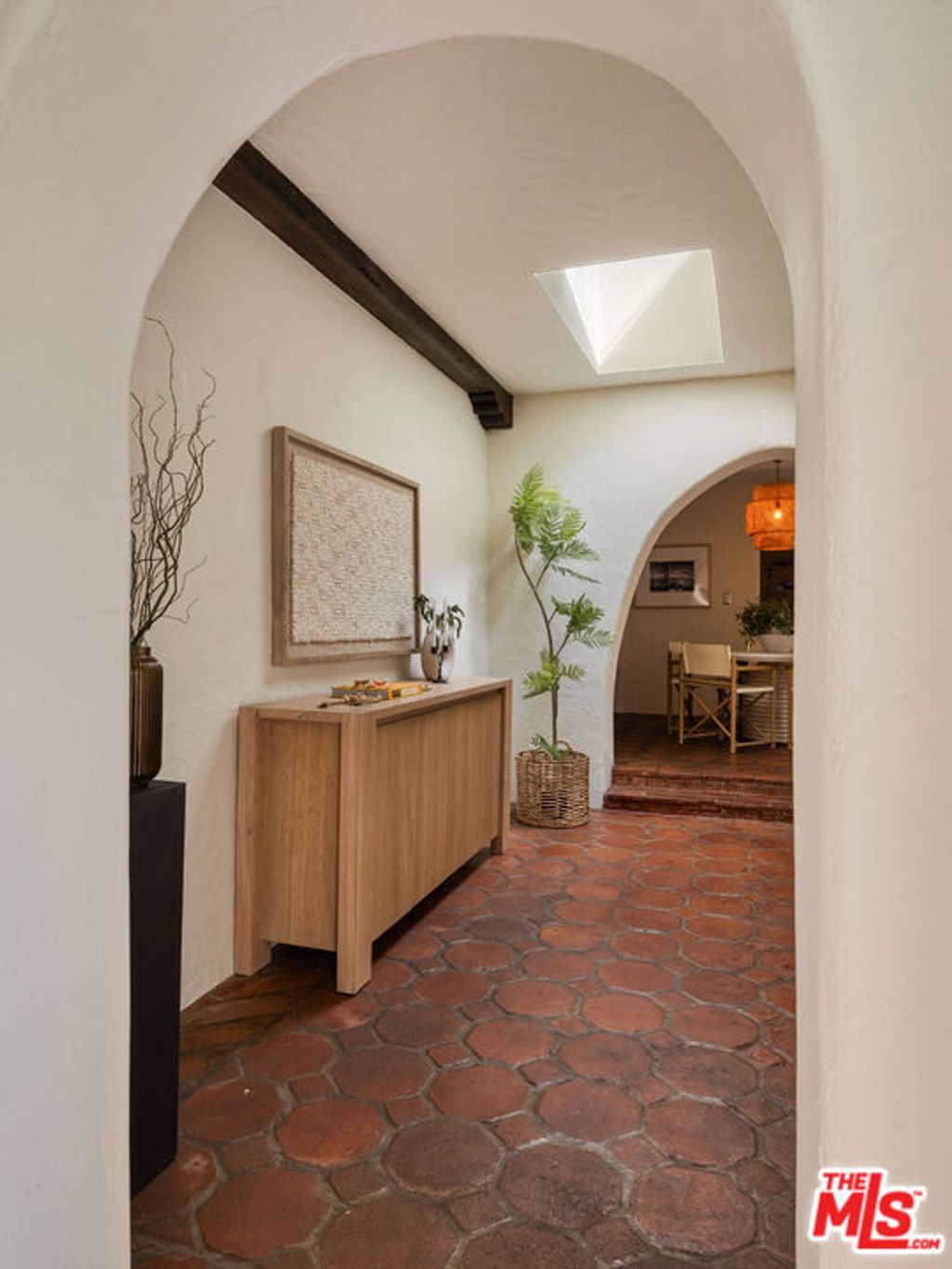 Photo of 1012 Superba Avenue, Venice, CA 90291 (MLS # 25591561)