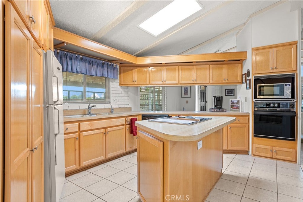 5200 Irvine Boulevard 179, Irvine CA 92620 - Photo 17