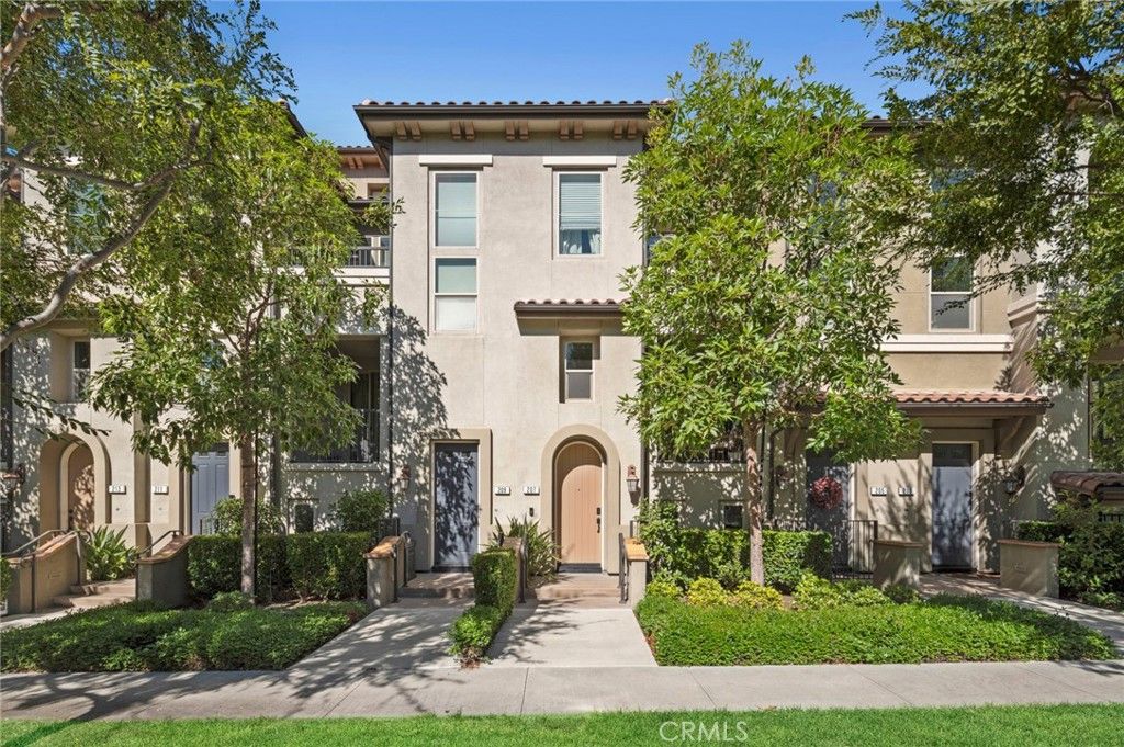 Photo of 207 Native Spring Spg, Irvine, CA 92618 (MLS # OC25245416)