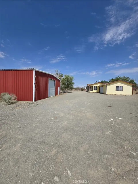MLS: SR25268980
