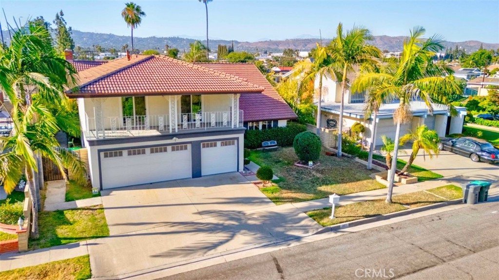 251 Avenida Santa Anita