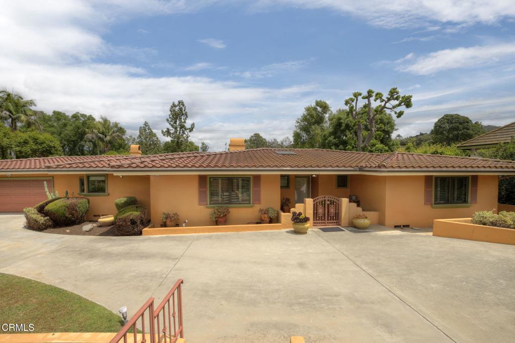 1104 S Montezuma Way
