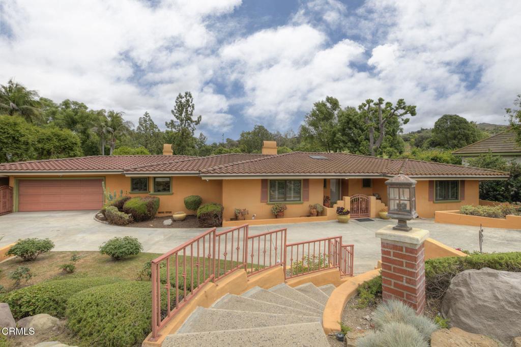 1104 S Montezuma Way