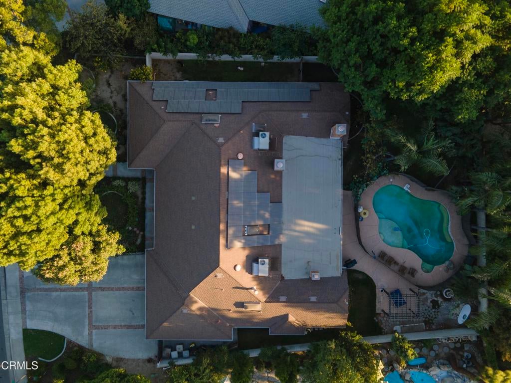 2201 Haggin Oaks Boulevard