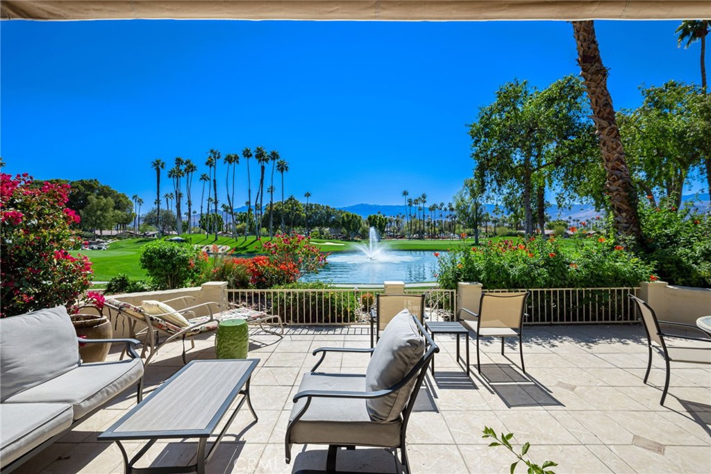 The Lakes Country Club (32429) - Residential