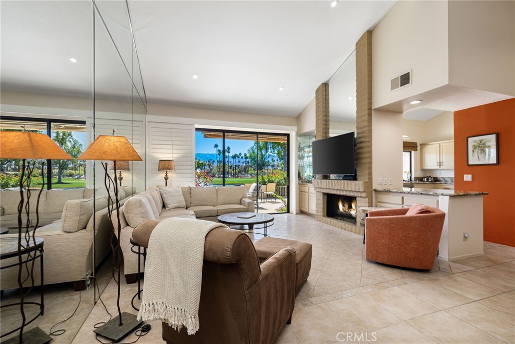 The Lakes Country Club (32429) - Residential