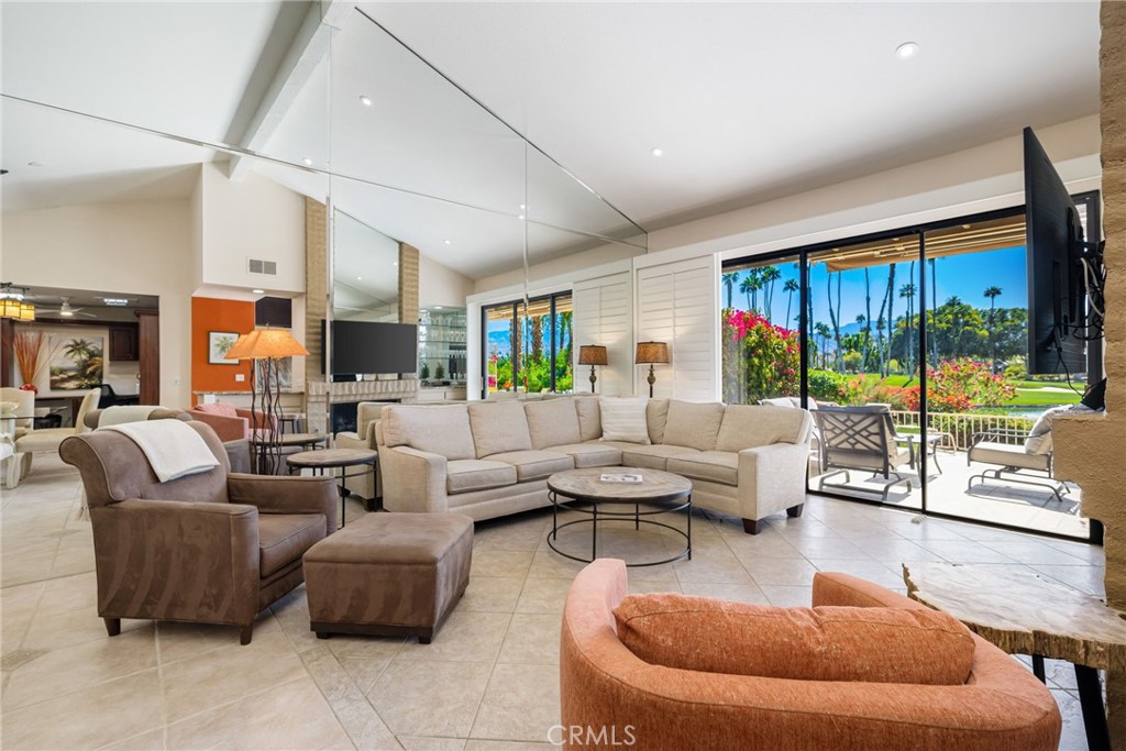 The Lakes Country Club (32429) - Residential