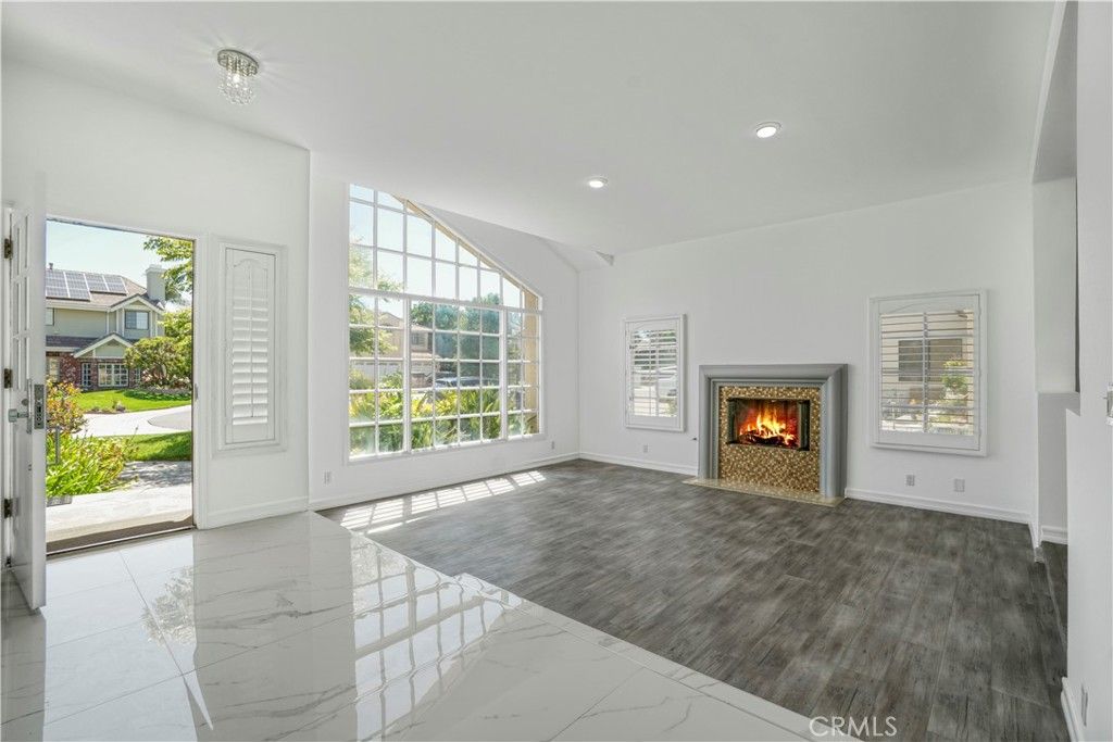 Photo of 9455 Brandon Court, Northridge, CA 91325 (MLS # SR25184619)