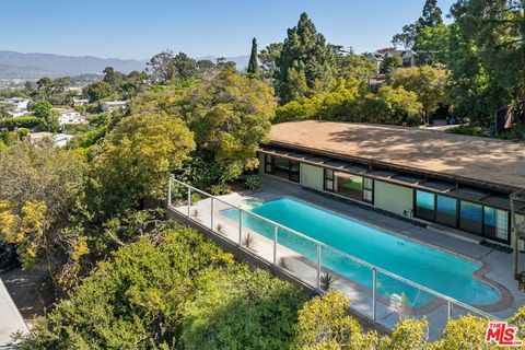 Photo of 2333 Hidalgo Avenue, Los Angeles, CA 90039 (MLS # 25592275) Photo of 2333 Hidalgo Avenue, Los Angeles, CA 90039 (MLS # 25592275)