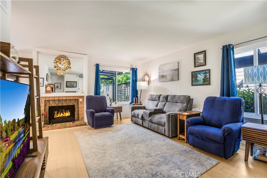 449 Heatherglen Lane