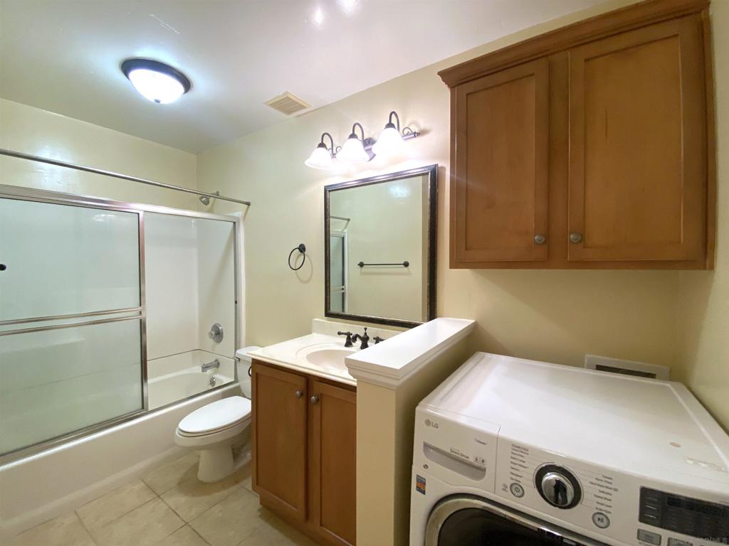 4501 Collwood 5