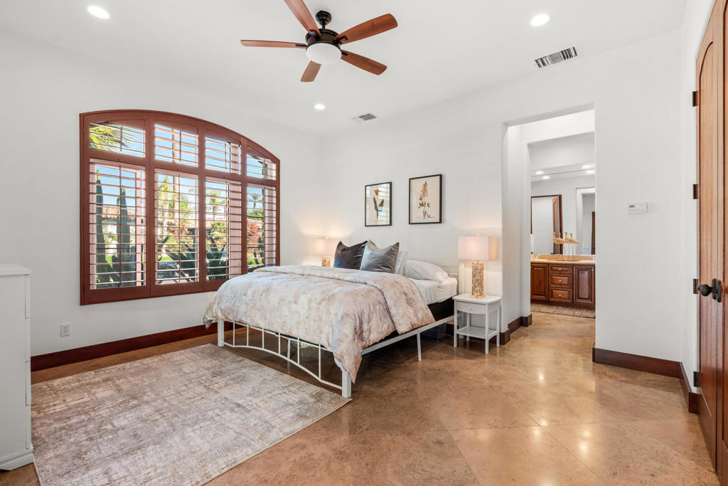 The Palms - Residential