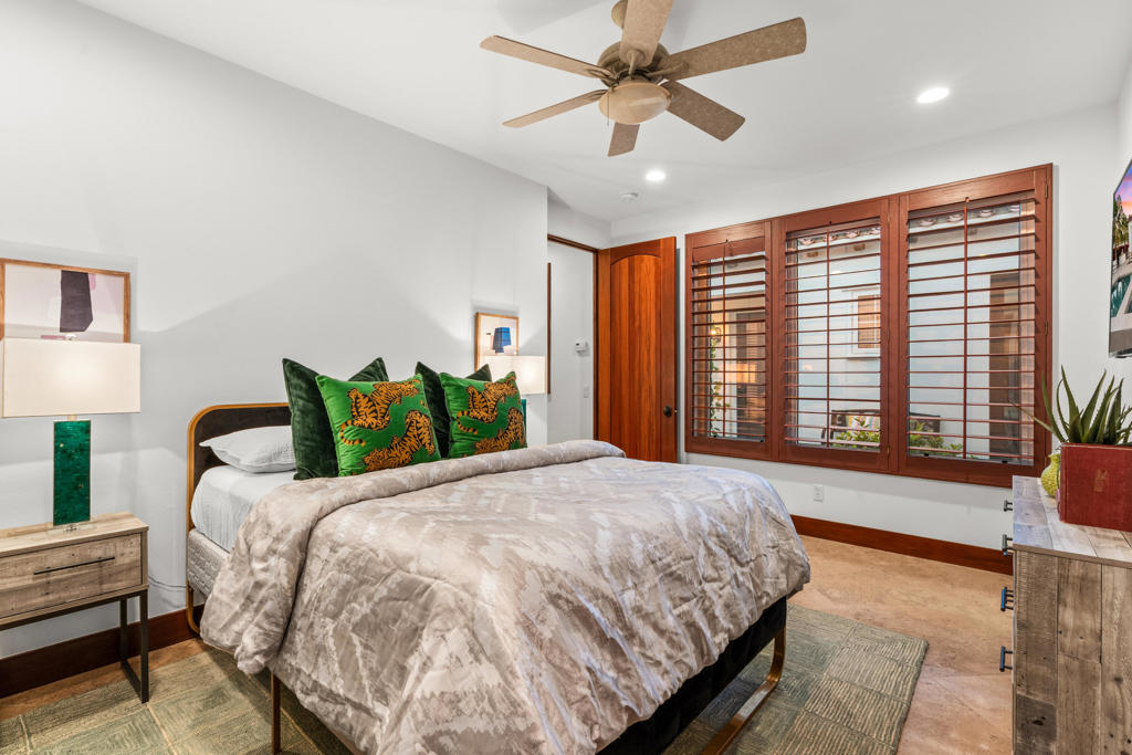 The Palms - Residential