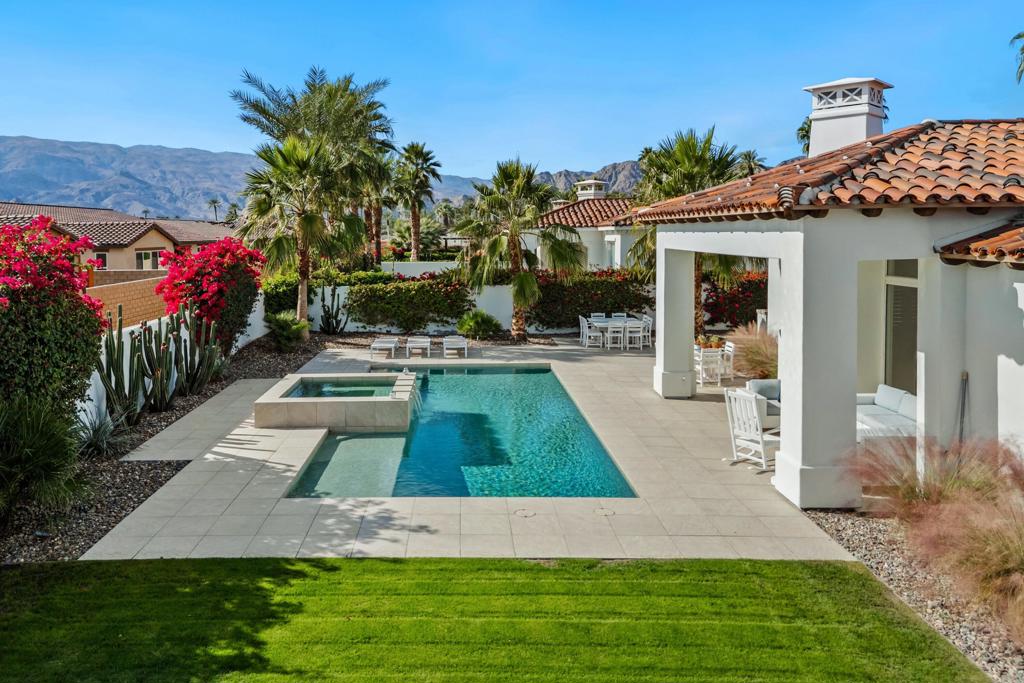 The Palms - Residential