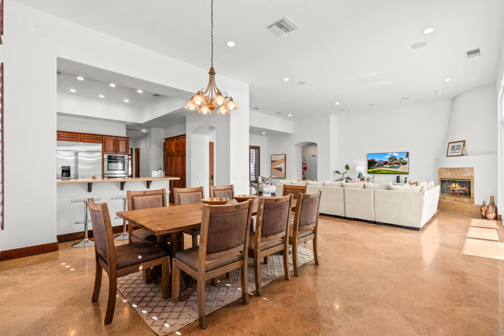 The Palms - Residential