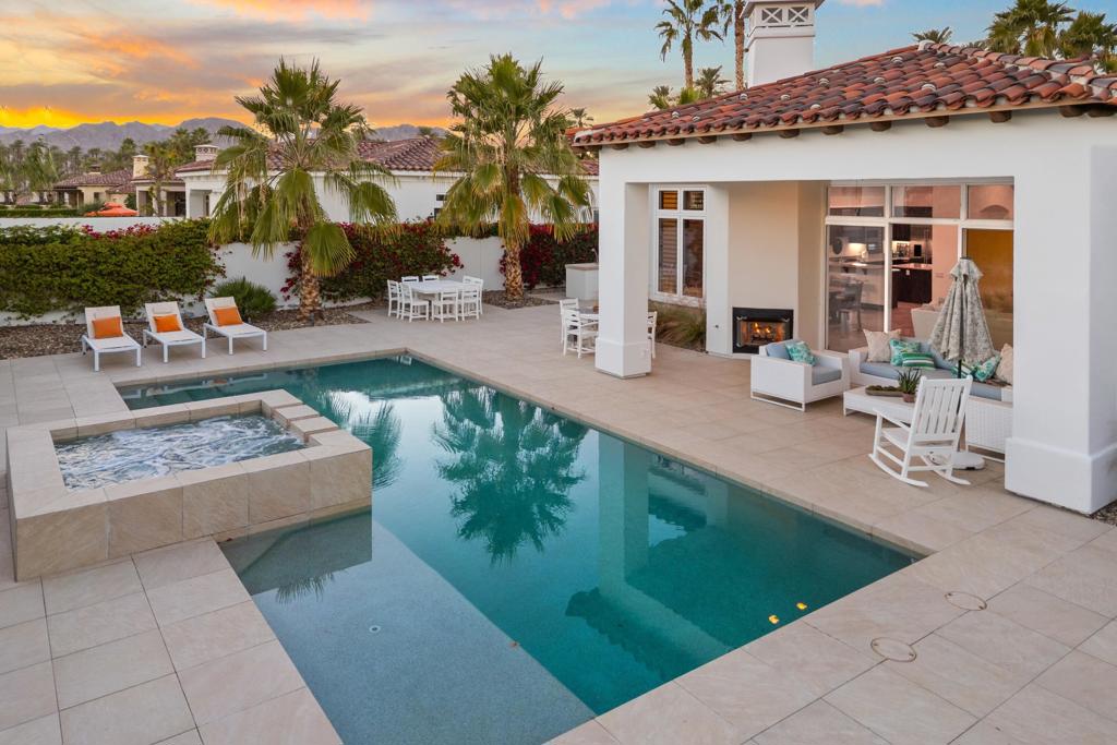 The Palms - Residential