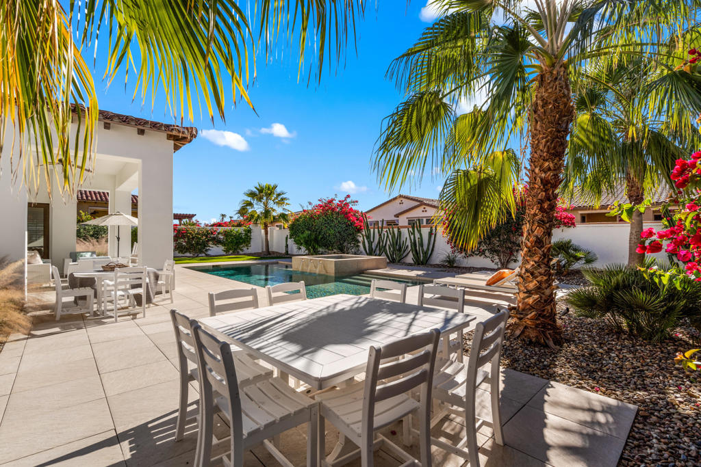 The Palms - Residential