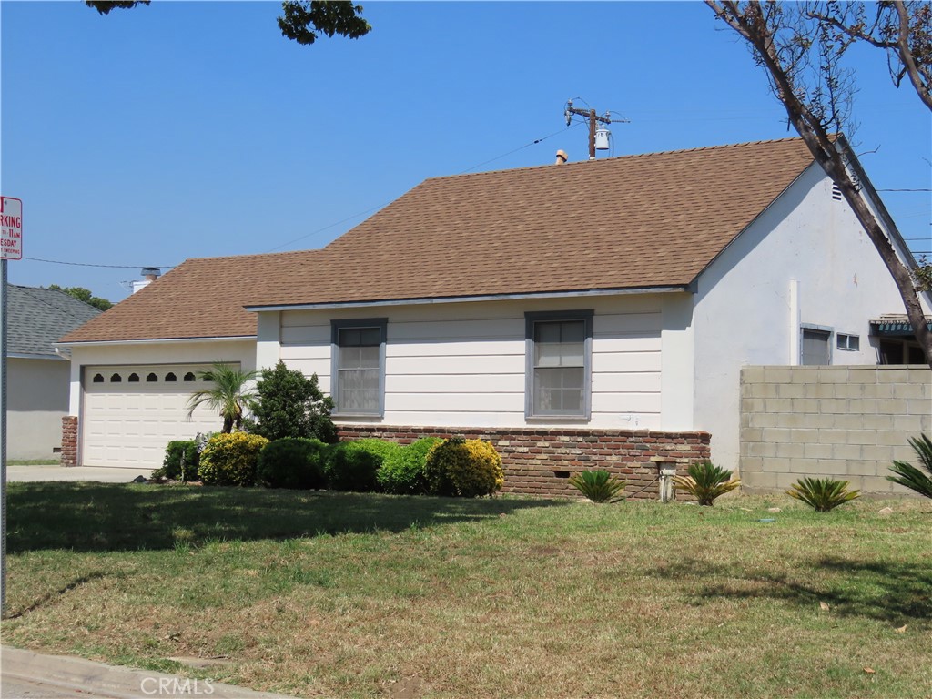 242 N Chalburn Avenue