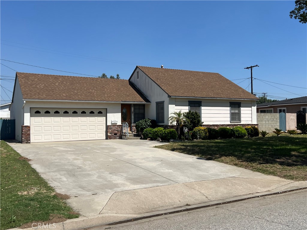 242 N Chalburn Avenue