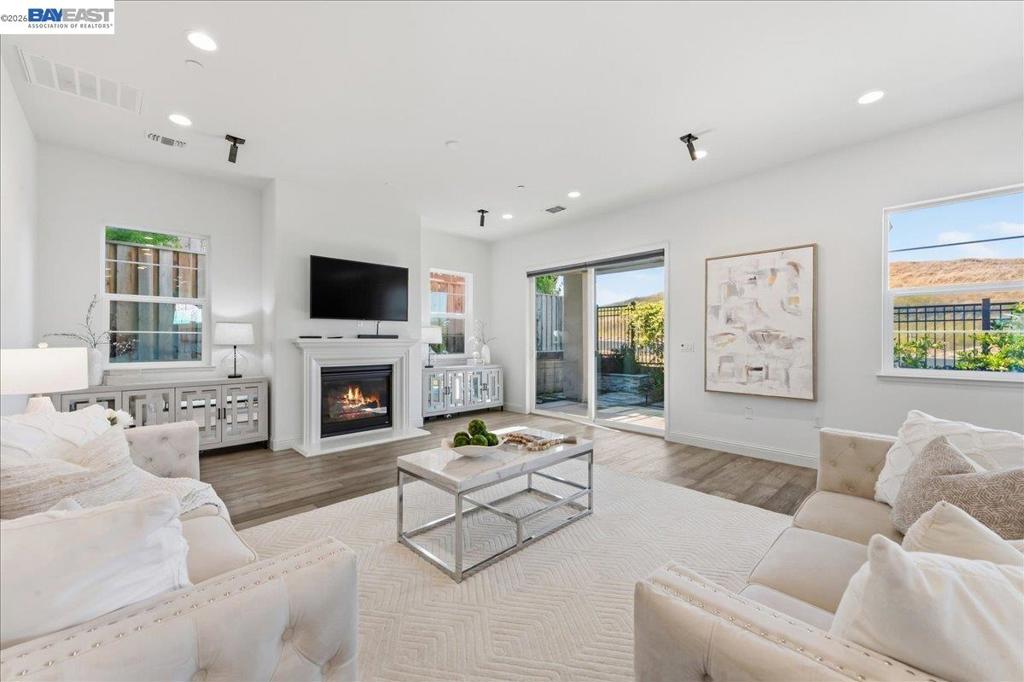 4527 Pine Mountain Way Way, Dublin CA 94568