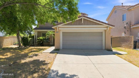 Photo of 28318 Millbrook Place, Castaic, CA 91384 (MLS # 226004941)
