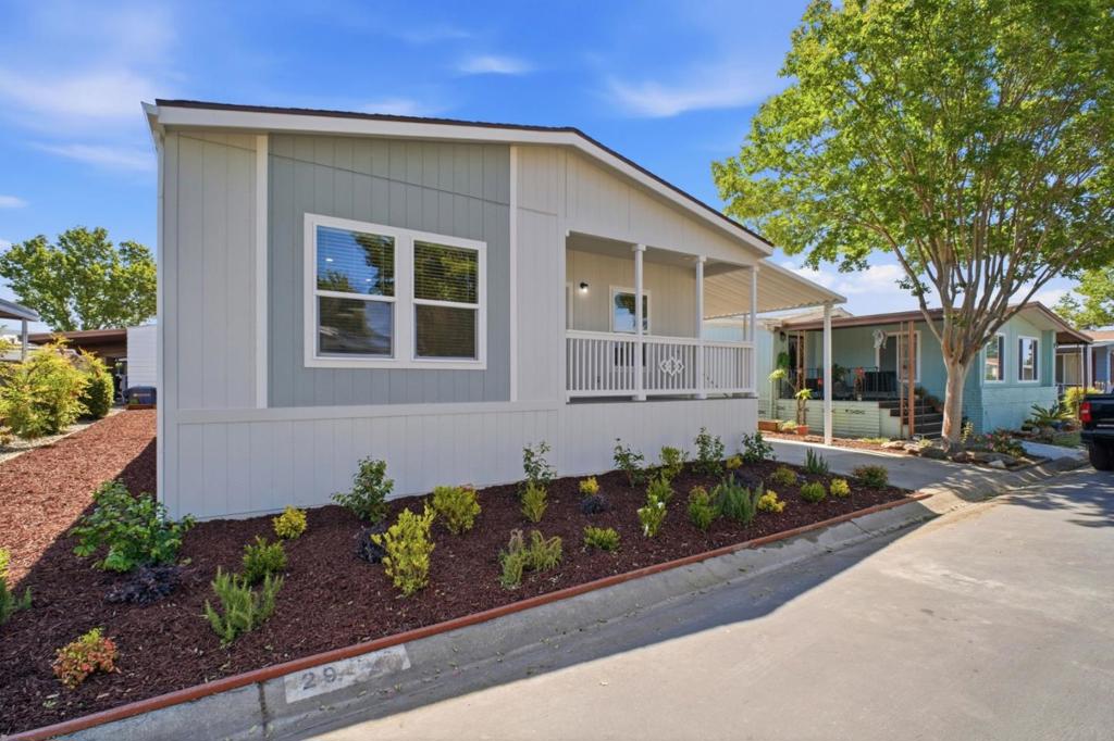 29428 Middleborough 151