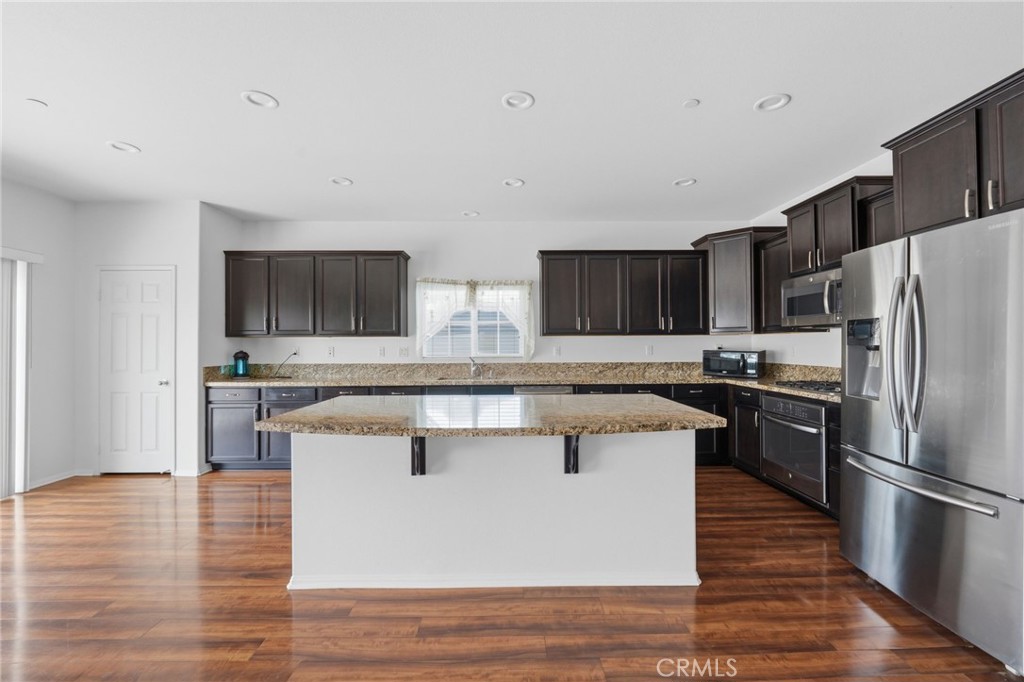 6815 Riverglen Court