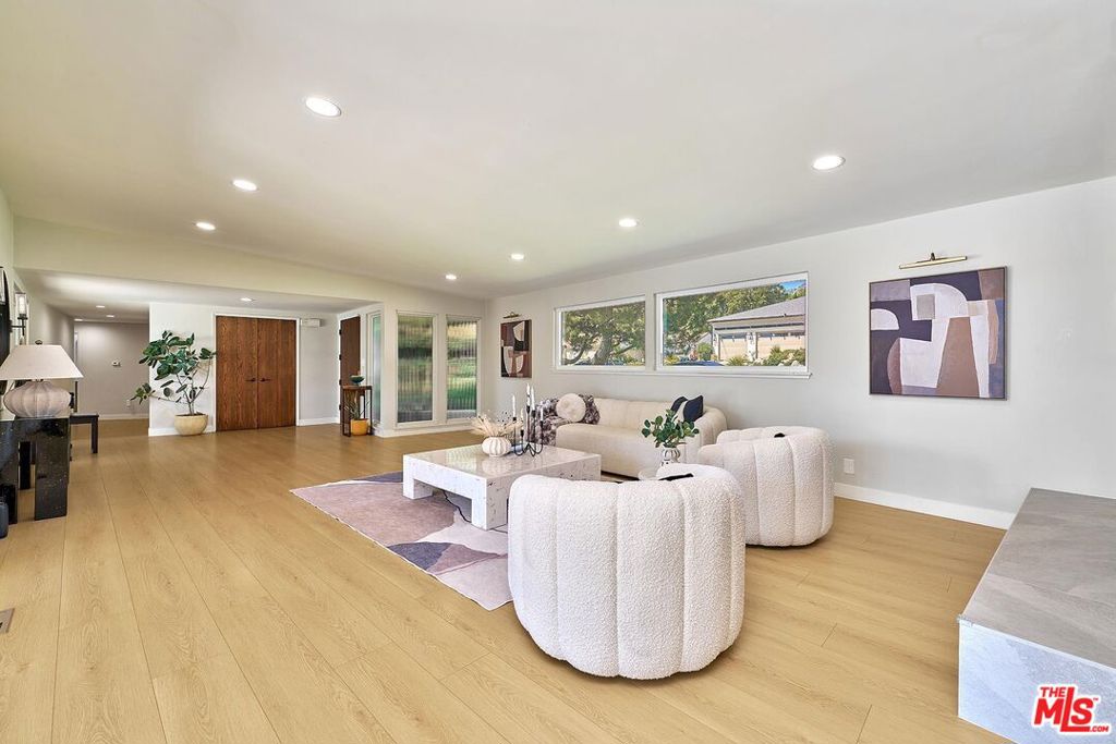 1908 Lyans Drive