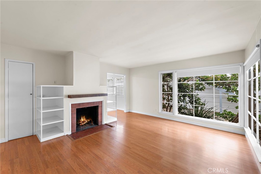 Corona del Mar North of PCH (CNHW) - Residential Lease