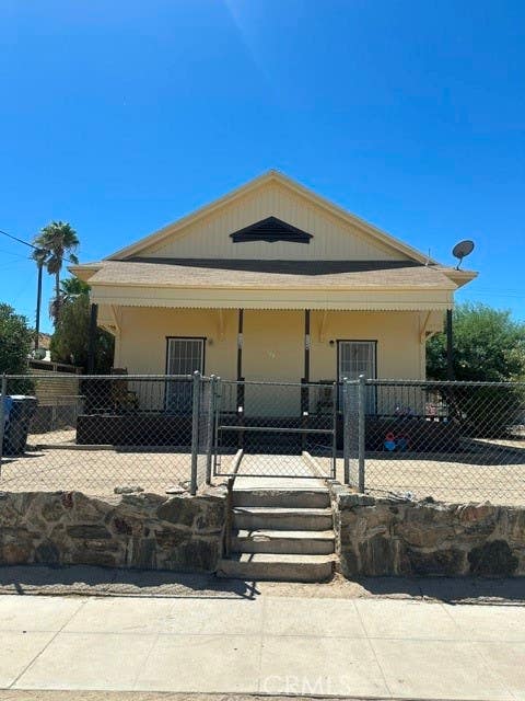 Photo of 112 E Cottage ST, Barstow, CA 92311 (MLS # CV26180088)