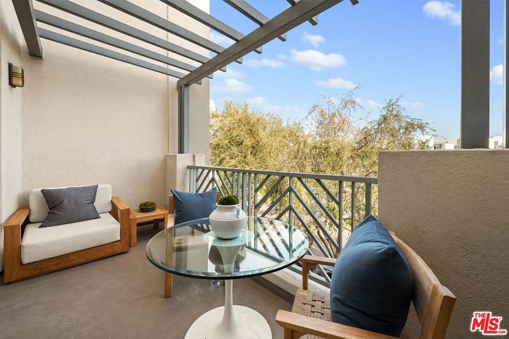 5625 Crescent Parkway 340