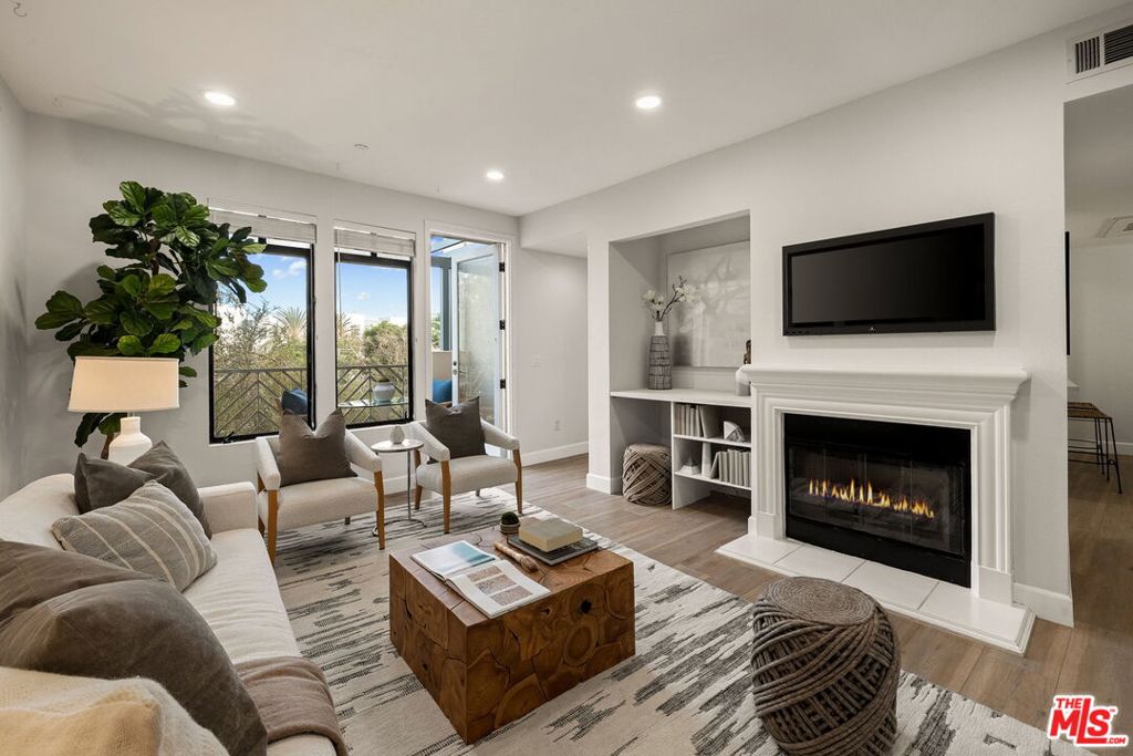 5625 Crescent Parkway 340