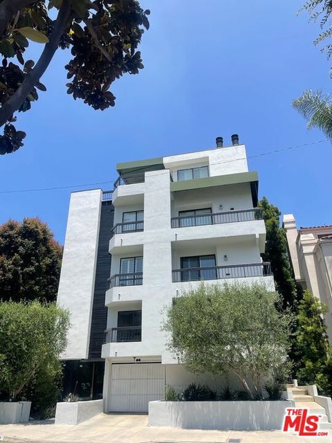 9033 VISTA GRANDE Street West Hollywood CA 90069