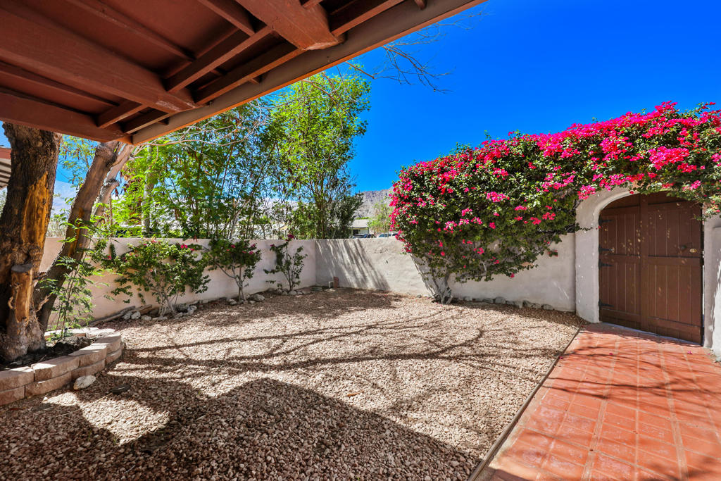 La Quinta Cove - Residential