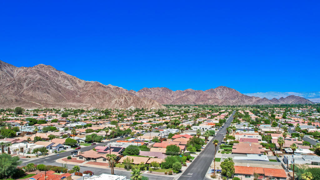 La Quinta Cove - Residential