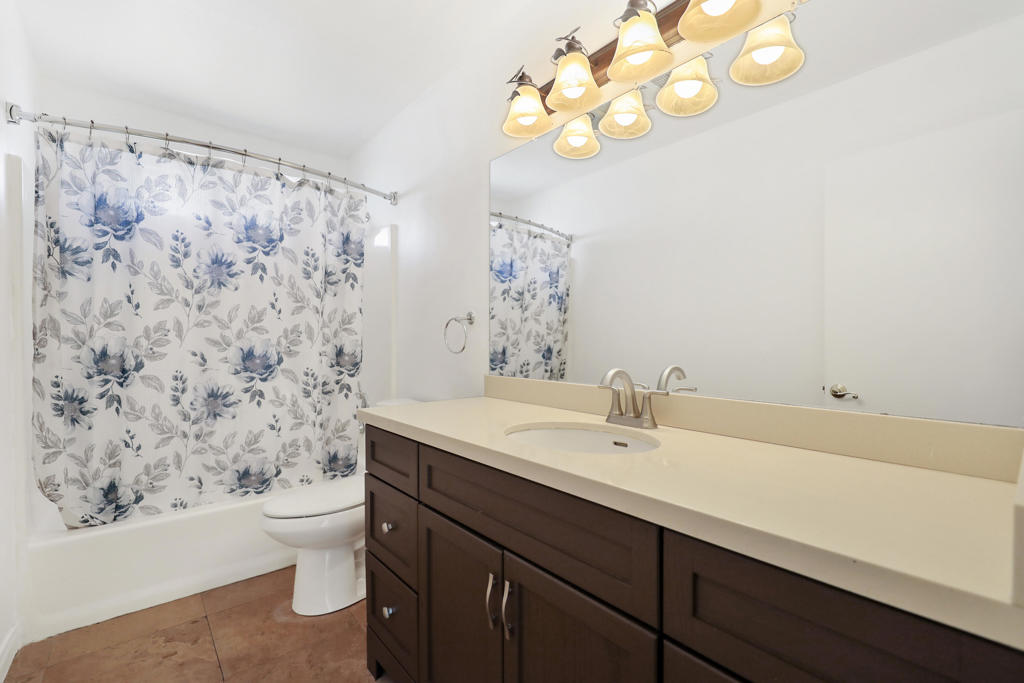 La Quinta Cove - Residential