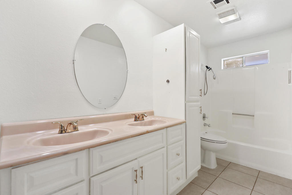 La Quinta Cove - Residential