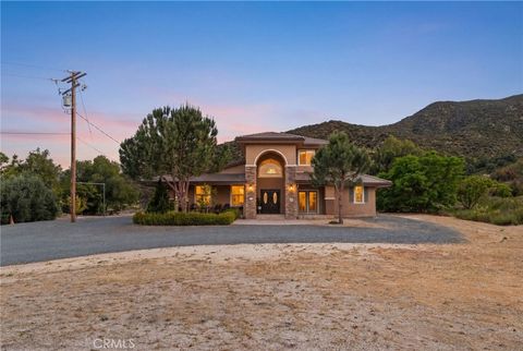 19993 Grand Lake Elsinore CA 92530