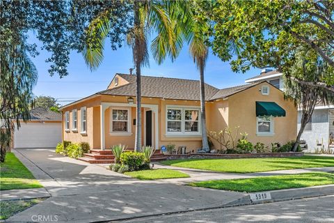 Photo of 5919 Bellflower Boulevard, Lakewood, CA 90713 (MLS # PW26063045)