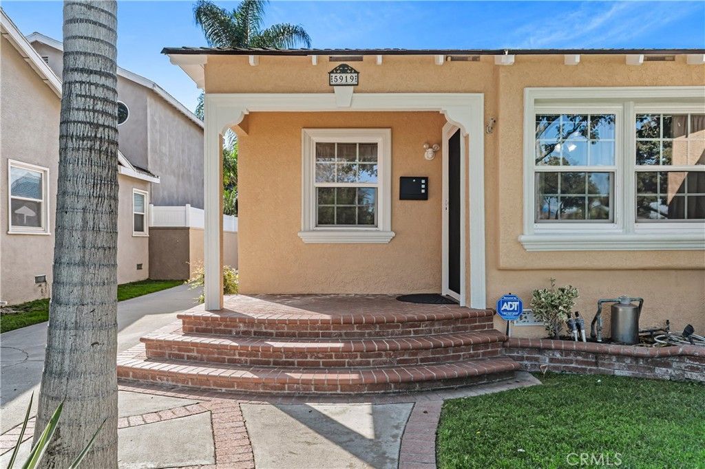 Photo of 5919 Bellflower Boulevard, Lakewood, CA 90713 (MLS # PW26063045)