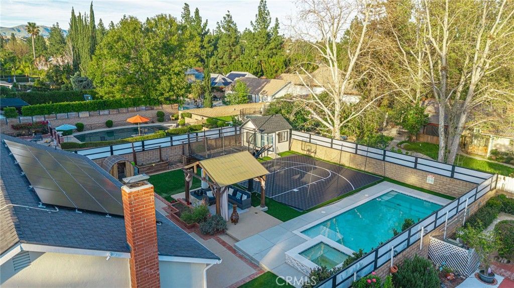 Photo of 8310 Faust Avenue, West Hills, CA 91304 (MLS # SR26041417)