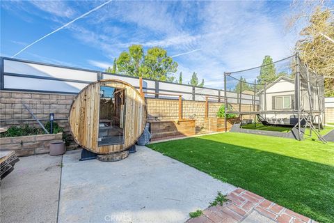 Tiny photo for 8310 Faust Avenue, West Hills, CA 91304 (MLS # SR26041417)