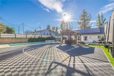 Tiny photo for 8310 Faust Avenue, West Hills, CA 91304 (MLS # SR26041417)
