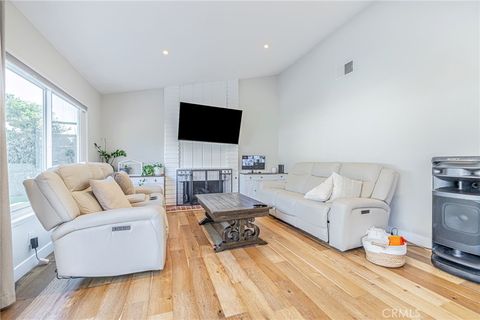 Tiny photo for 8310 Faust Avenue, West Hills, CA 91304 (MLS # SR26041417)