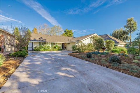 Tiny photo for 8310 Faust Avenue, West Hills, CA 91304 (MLS # SR26041417)