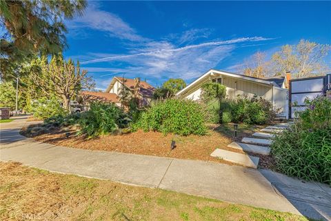 Tiny photo for 8310 Faust Avenue, West Hills, CA 91304 (MLS # SR26041417)