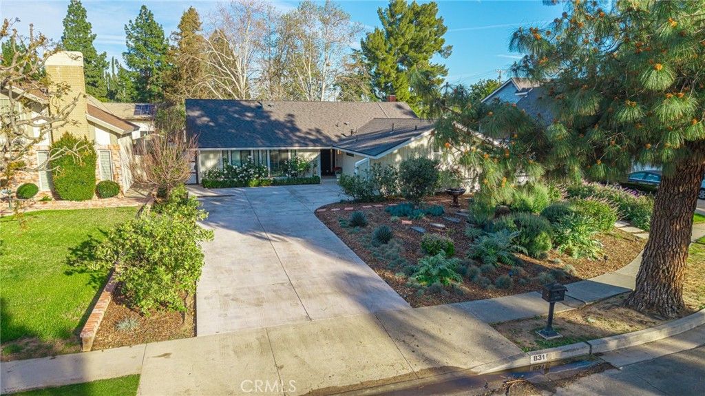 Photo of 8310 Faust Avenue, West Hills, CA 91304 (MLS # SR26041417)