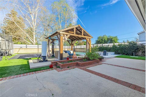 Tiny photo for 8310 Faust Avenue, West Hills, CA 91304 (MLS # SR26041417)